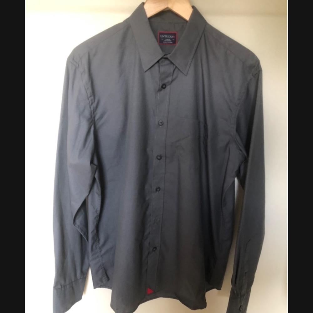 Untuckit Button Up NWOT - Picture 2 of 4